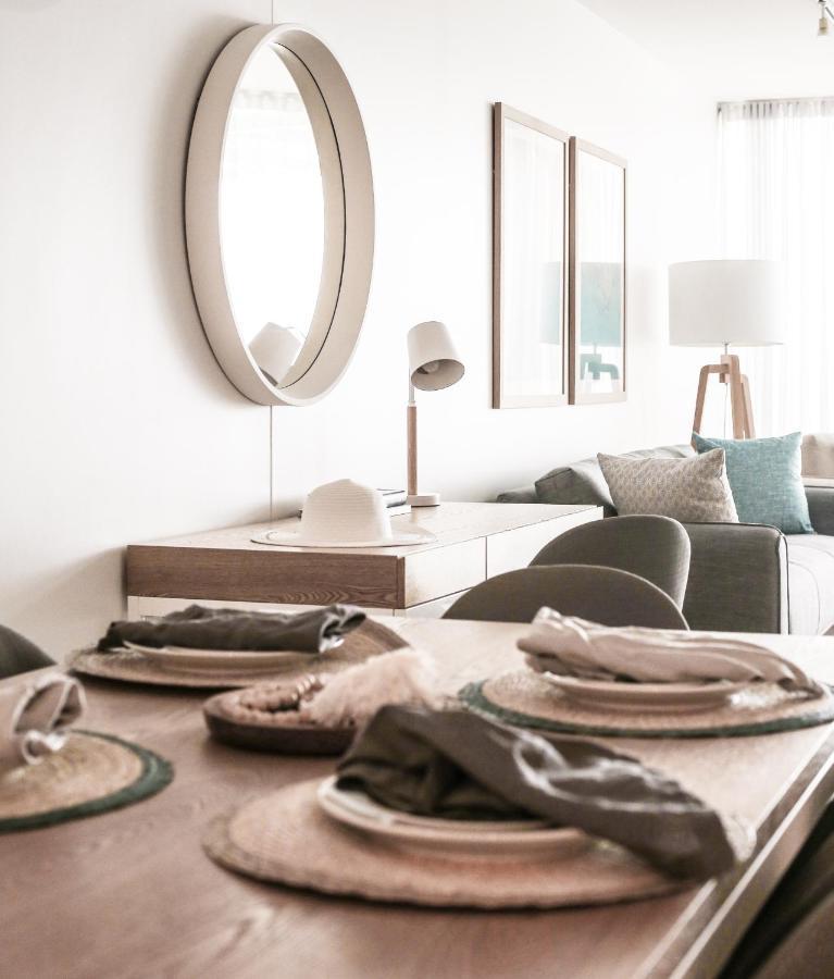 Rumba Beach Resort Caloundra Zewnętrze zdjęcie A staged home